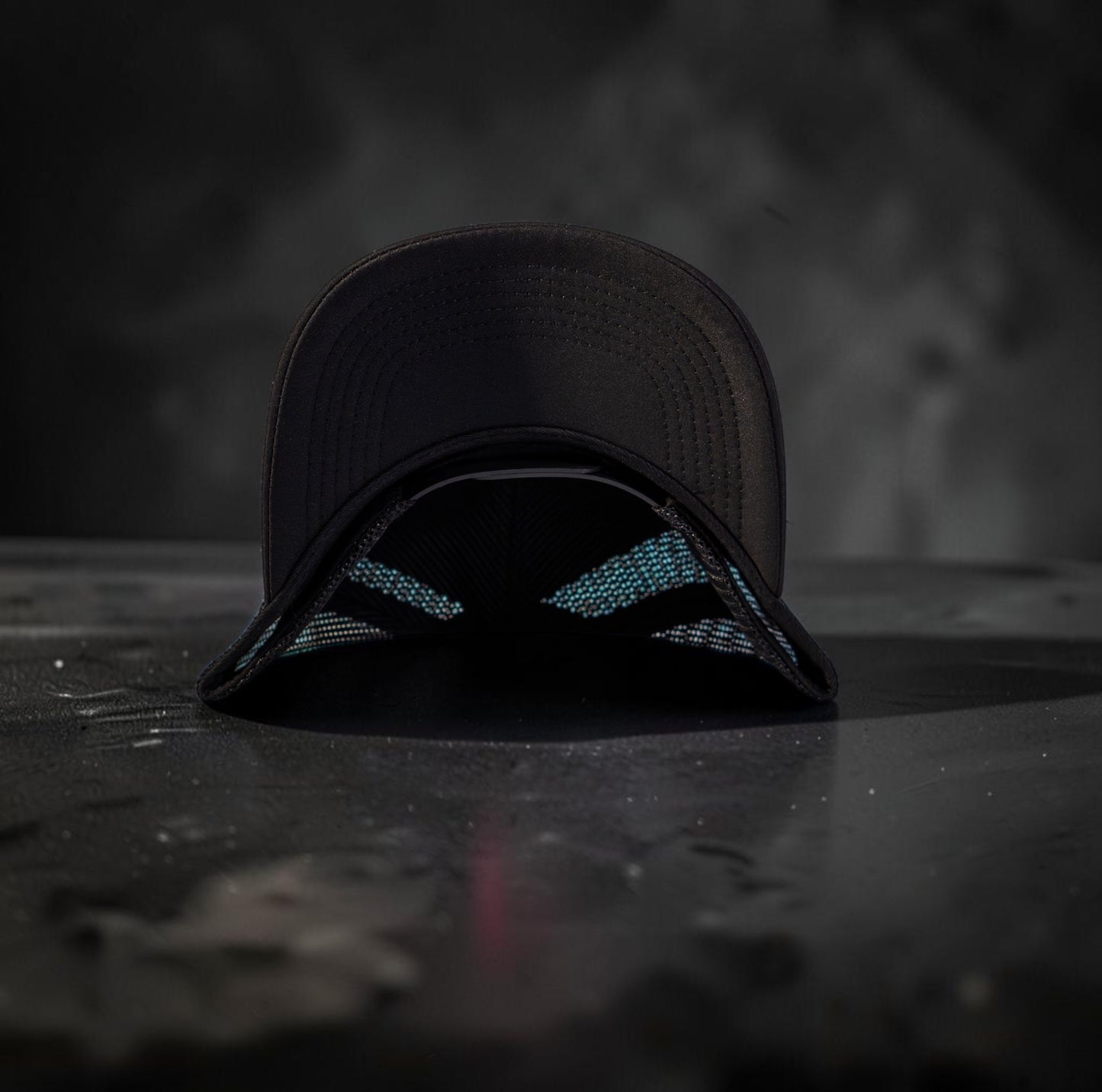 Black Mesh con Caiman