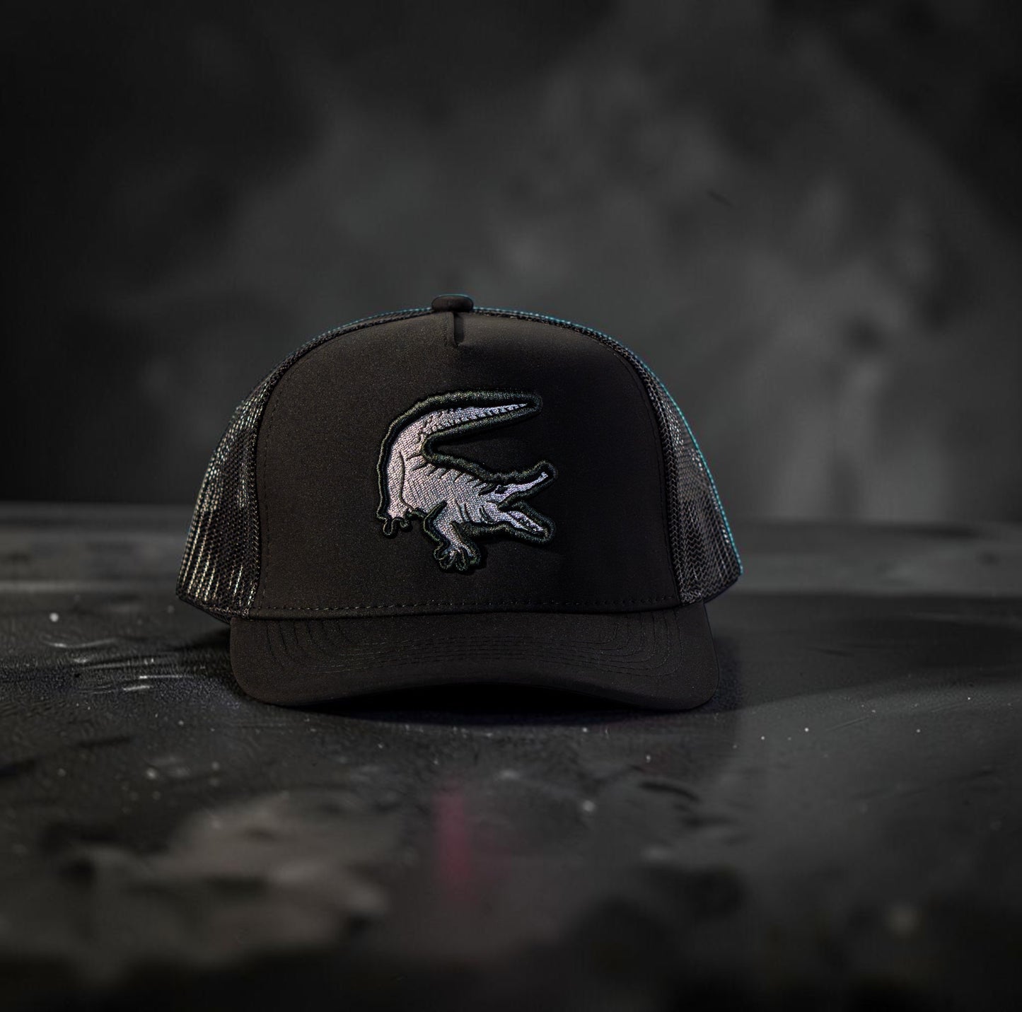 Black Mesh con Caiman